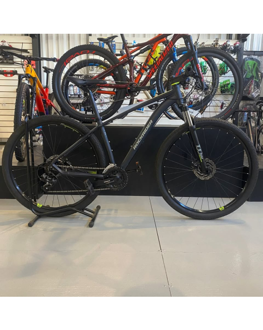 Bicicleta Aro 29 Rockrider St500- Tamanho M-17"- Seminova Bicicleta Aro 29 Rockrider St500- Tamanho M-17"- Seminova