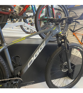 Bicicleta Oggi 7.5 Tamanho M- 17" Seminova
