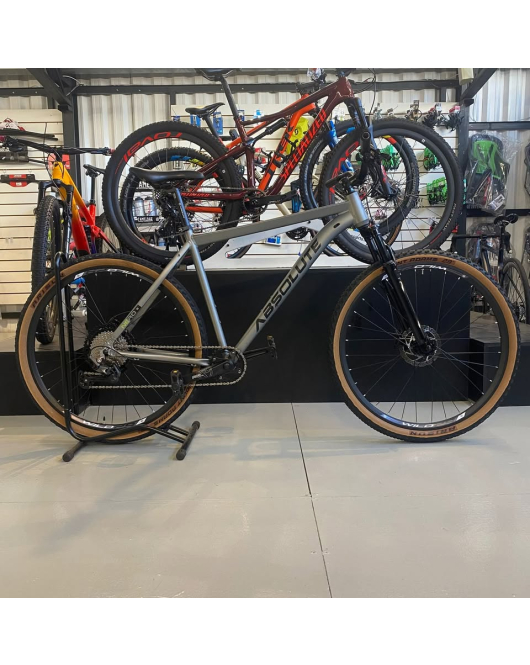 Bicicleta Absolute Nero 5 Tamanho XL- 21" seminova