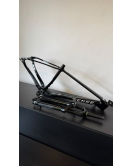 Quadro Sense impact Carbono Tamanho M-17" + ROCK SHOX JUDY NOVO SEM USO Quadro Sense impact Carbono Tamanho M-17" + ROCK SHOX JUDY NOVO SEM USO