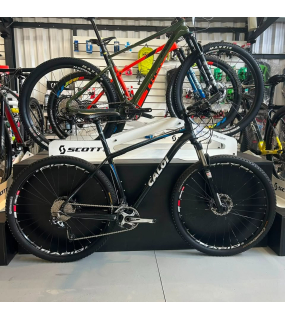Bicicleta Caloi Vitus SLX 2-10 Tamanho M-17" seminova