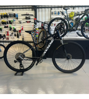 Bicicleta Kode tamanho S-15" -Semi nova