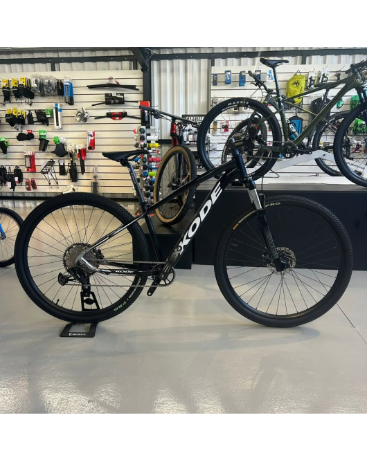 Bicicleta Kode tamanho S-15" -Semi nova Bicicleta Kode tamanho S-15" -Semi nova