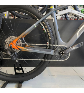 Bicicleta Oggi Agile Pro XT- Tamanho M-17"- Seminova