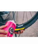Selante Tubeless Zéfal Z-Sealant 1 Litro com Seringa Aplicadora Selante Tubeless Zéfal Z-Sealant 1 Litro com Seringa Aplicadora