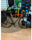Bicicleta Univox GR Evo Disc TAM: 51 semi nova Bicicleta Univox GR Evo Disc TAM: 51 semi nova