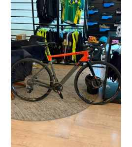 Bicicleta Univox GR Evo Disc TAM: 51 semi nova 