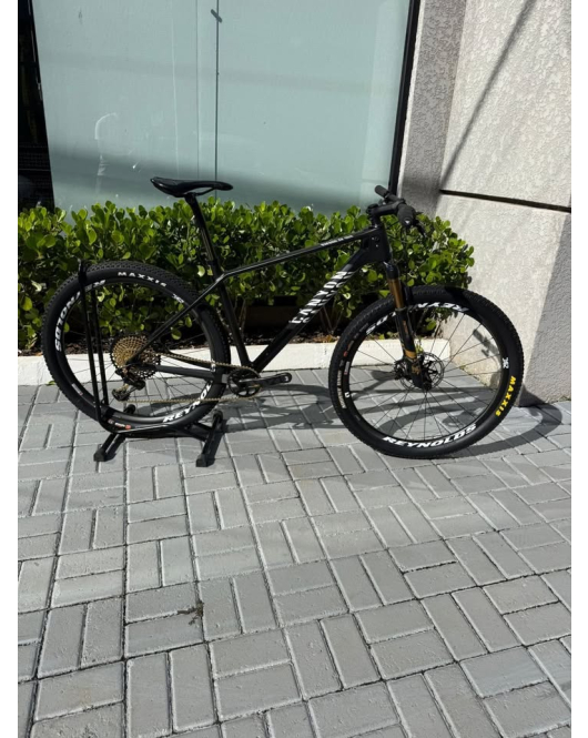 Bicicleta Canyon Exceed CF TAM: L semi nova Bicicleta Canyon Exceed CF TAM: L semi nova