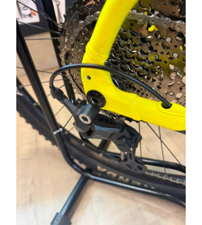 OGGI E-BIKE TAMANHO 15 S 8.3 SEMI NOVA