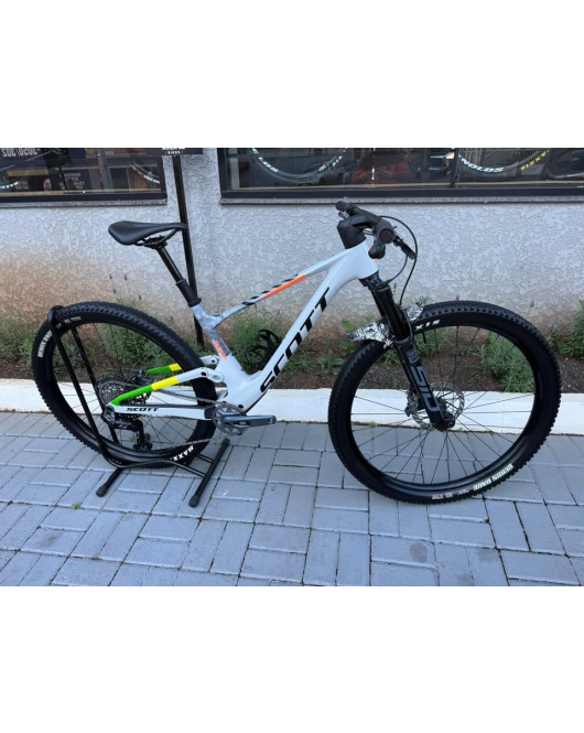 Bicicleta Scott Spark RC Team Issue Cinza Bicicleta Scott Spark RC Team Issue Cinza