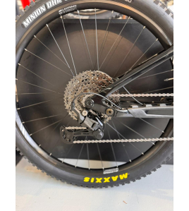 Bicicleta Elétrica semi nova Sense Exalt Carbon Evo- Tamanho M