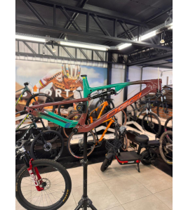 Quadro Oggi Catttura Pro T-20 - Tamanho L-19" - Semi Novo