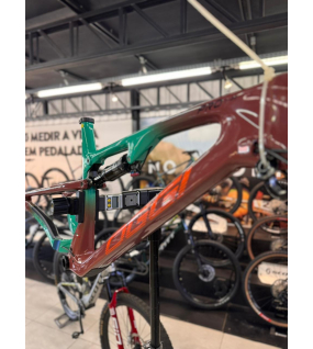 Quadro Oggi Catttura Pro T-20 - Tamanho L-19" - Semi Novo