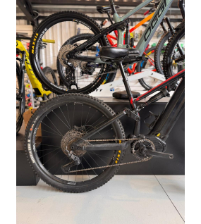 Bicicleta Elétrica seminova Oggi Razzo T-130 2025- tamanho 17