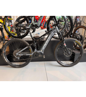 Bicicleta Elétrica seminova Oggi Razzo T-130 2025 45kmh tamanho L