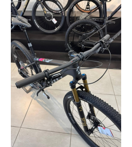 Bicicleta Scott Scale World Cup 2025 