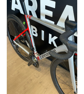 Bicicleta Cannondale Carbon – UlTEGRA R700- Prateado/Vermelho TAM L (56)