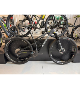 Bicicleta Oggi Cattura Pro XT - Tamanho S-15&quot; - Semi Nova