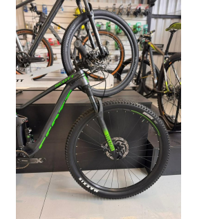 Bicicleta Scott Spark 970 2021 - Tamanho S-15" - Semi Nova Bicicleta Scott Spark 970 2021 - Tamanho S-15" - Semi Nova
