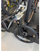 Bicicleta Oggi 7.2 2024 - Tamanho S-15" - Semi Nova