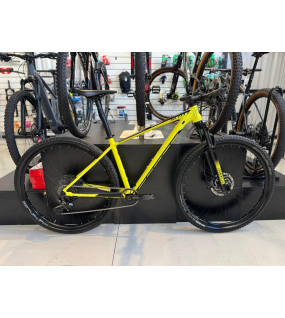 Bicicleta Scott Scale 970 2020 - Tamanho M-17" - Semi Nova