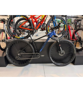 Bicicleta Groove SKA - Tamanho M-17" - Semi Nova