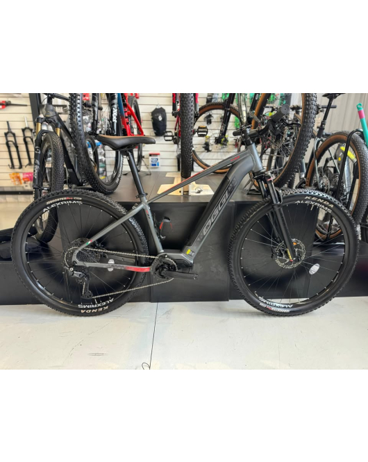 Bicicleta Elétrica Oggi 8.2 - Tamanho M-17" - Semi Nova