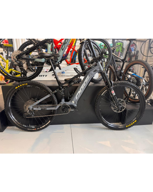 Bicicleta Elétrica seminova Oggi Razzo T-130 2025 45kmh tamanho L