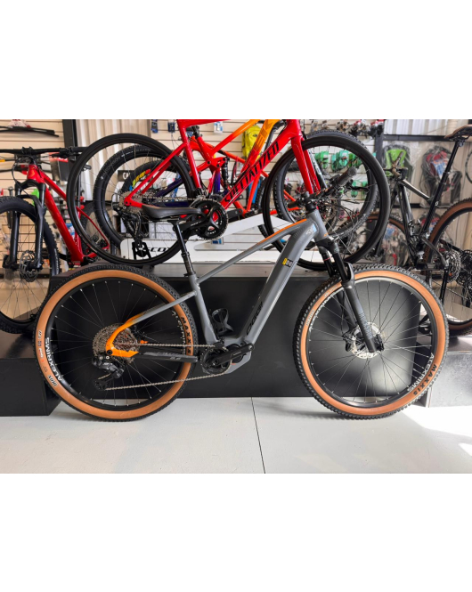 Bicicleta Elétrica Oggi Big Wheel 8.6 XT Di2 - Tamanho M-17" - Semi Nova