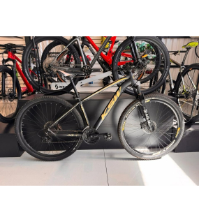 Bicicleta KSW - Tamanho M-17" - Usada Bicicleta KSW - Tamanho M-17" - Usada