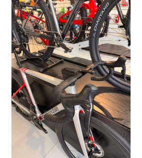 Bicicleta Cannondale SuperSix Evo Carbon Disc Ultegra Di2 - Tamanho L-56" - Semi Zero