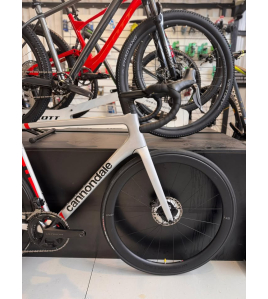 Bicicleta Cannondale SuperSix Evo Carbon Disc Ultegra Di2 - Tamanho L-56&quot; - Semi Zero