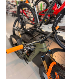 Bicicleta Elétrica Oggi Potenza Pro XT - Tamanho M-17" - Semi Nova