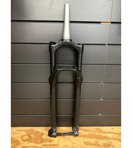 Suspensão RockShox Judy Ar/Oléo Boost 15x110 130mm - Retirada de Bike Nova
