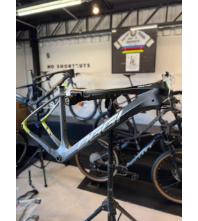 Quadro Oggi Agile Pro 2023 - Tamanho L-19"