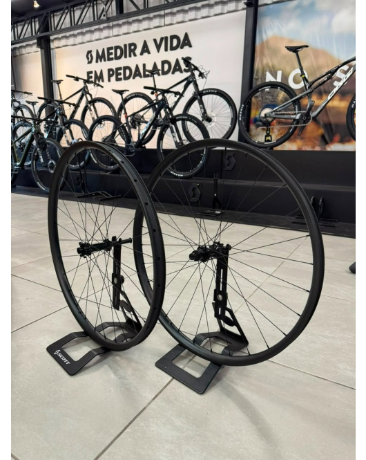 Par de Rodas de carbono brychta bikes MTB XC Trail Boost Leve Par de Rodas de carbono brychta bikes MTB XC Trail Boost Leve