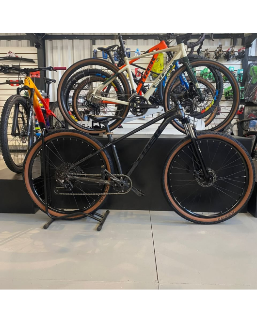 Bicicleta Trek X-Caliber 7 – Tamanho 17,5" - Semi nova