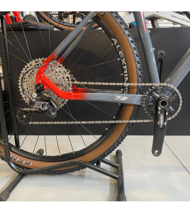 Bicicleta Oggi 7.2 2025 tamanho L-19" - Seminova