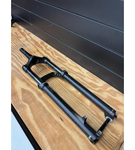 Suspensão RockShox Judy Ar/Oléo Boost 15x110 130mm - Retirada de bike